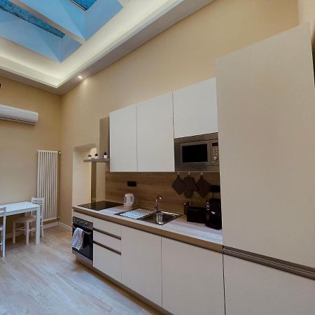 La Suite Di Dante Napoli Bagian luar foto